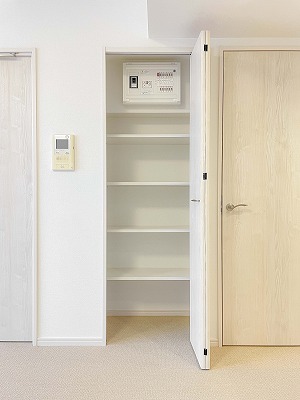 収納がたくさんあるお部屋